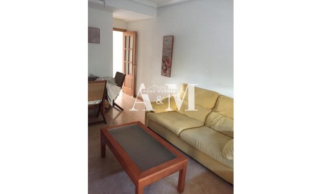 Alquiler a largo plazo - Apartamento / piso - Santa Pola