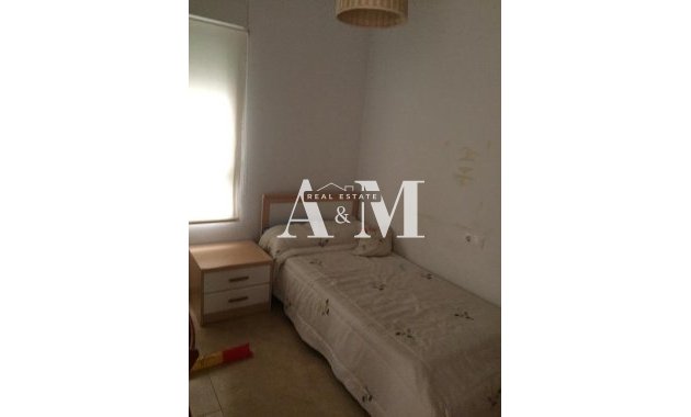 Alquiler a largo plazo - Apartamento / piso - Santa Pola
