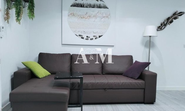 Alquiler a largo plazo - Apartamento / piso - Santa Pola - Puerto