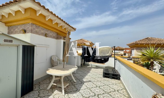 Resale - Townhouse - Torrevieja - La Siesta - El Salado -  Torreta