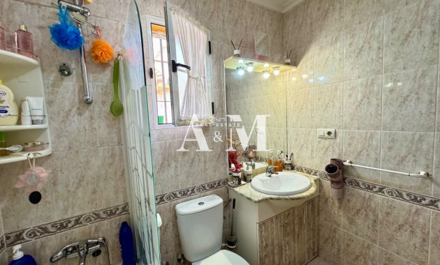 Resale - Townhouse - Torrevieja - La Siesta - El Salado -  Torreta