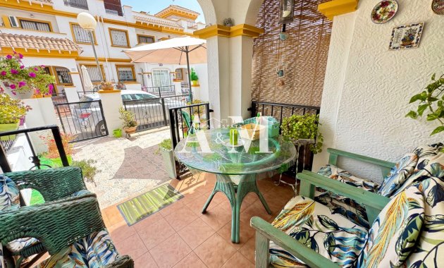 Resale - Townhouse - Torrevieja - La Siesta - El Salado -  Torreta