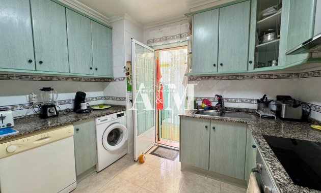 Resale - Townhouse - Torrevieja - La Siesta - El Salado -  Torreta