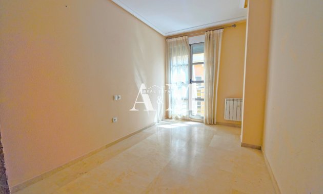 Long Term Rental - Apartment / flat - Torrevieja - Playa del Cura