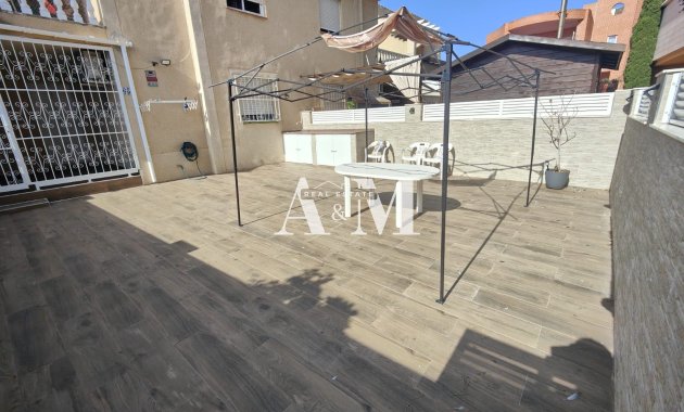 Долгосрочная аренда - Бунгало - Torrevieja - Nueva Torrevieja - Aguas Nuevas