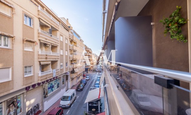 Resale - Apartment / flat - Torrevieja - Playa del Cura