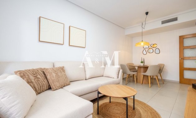 Resale - Apartment / flat - Torrevieja - Playa del Cura
