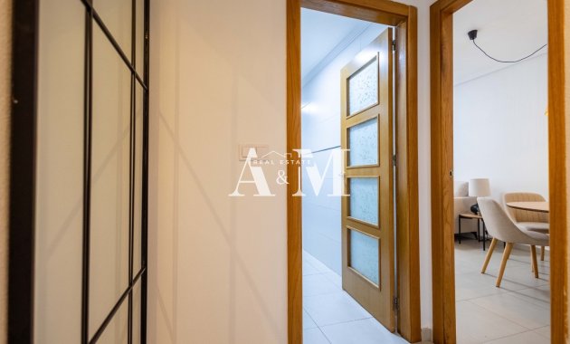 Resale - Apartment / flat - Torrevieja - Playa del Cura
