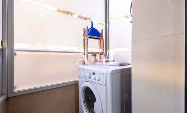 Resale - Apartment / flat - Torrevieja - Playa del Cura