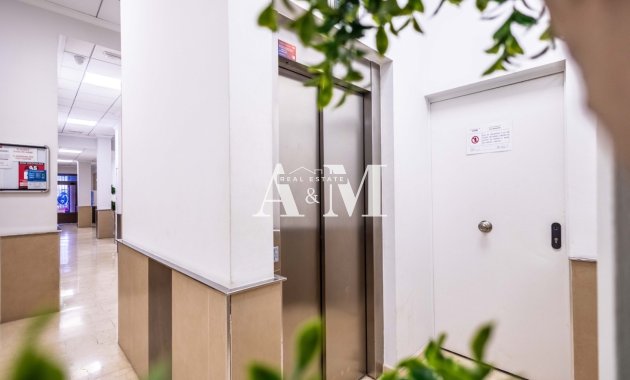 Resale - Apartment / flat - Torrevieja - Playa del Cura