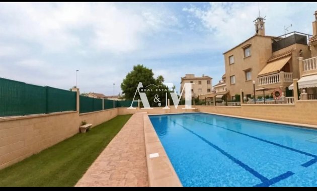 Long Term Rental - Apartment / flat - Torrevieja