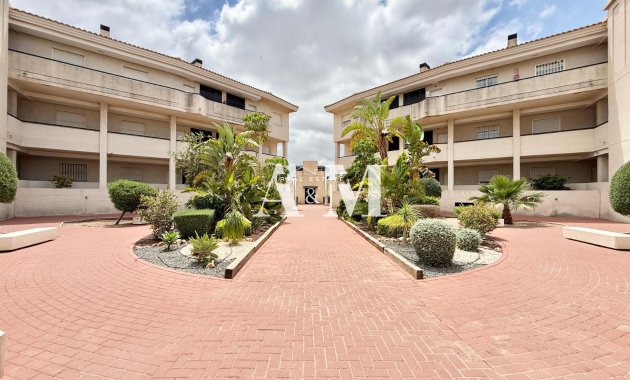Перепродажа - Квартира / квартира - Monforte del Cid
