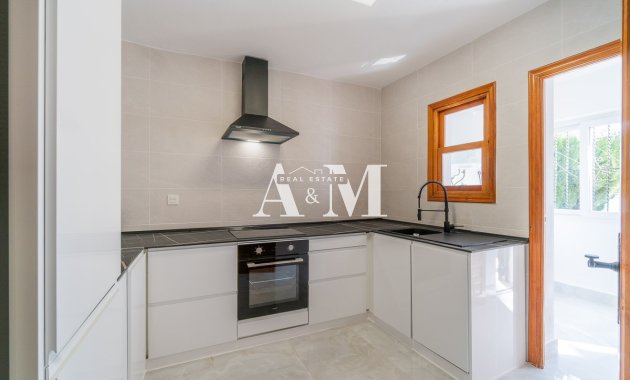 Long Term Rental - Townhouse - Orihuela Costa - Villamartín