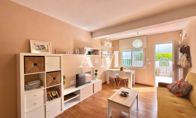 Resale - Townhouse - Torrevieja - Aguas Nuevas - Torrelamata