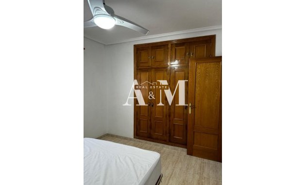 Alquiler a largo plazo - Apartamento / piso - Cabo Roig