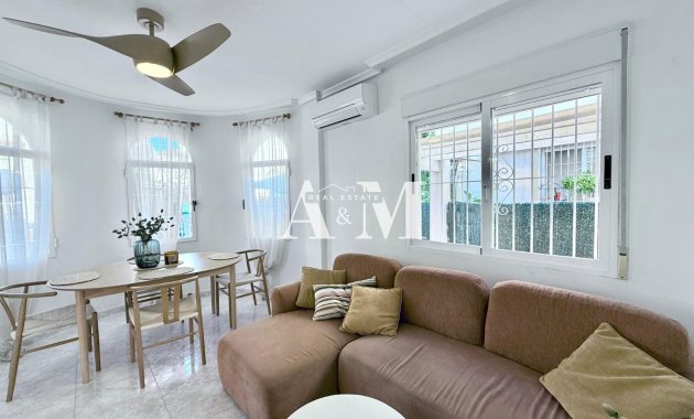 Long Term Rental - Townhouse - Torrevieja - Nueva Torrevieja 