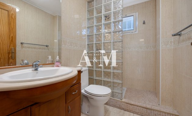 Resale - Townhouse - Orihuela Costa - Punta Prima