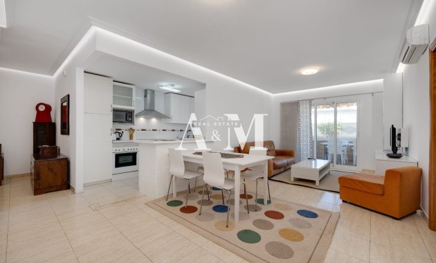 Resale - Townhouse - Orihuela Costa - Punta Prima