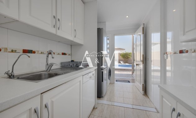 Resale - Townhouse - Orihuela Costa - Punta Prima