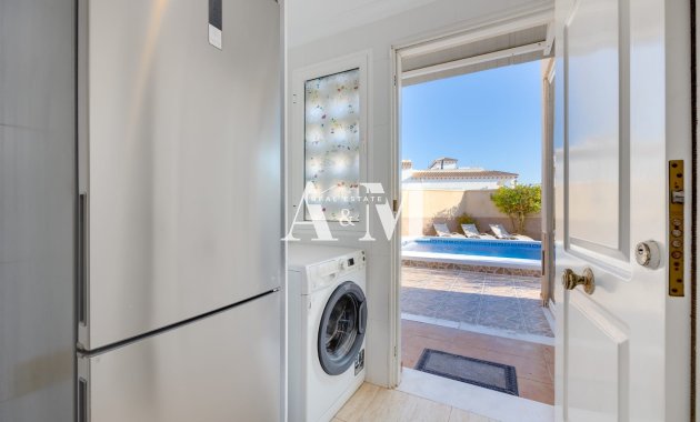 Resale - Townhouse - Orihuela Costa - Punta Prima
