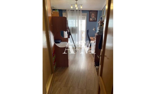 Resale - Apartment / flat - Almoradí