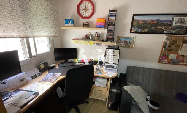 Resale - Apartment / flat - Almoradí