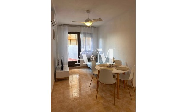 Alquiler a largo plazo - Apartamento / piso - Torrevieja - El Acequión - Los Náufragos