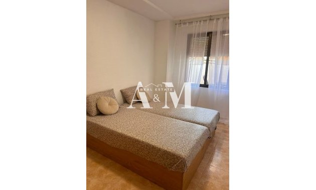 Alquiler a largo plazo - Apartamento / piso - Torrevieja - El Acequión - Los Náufragos