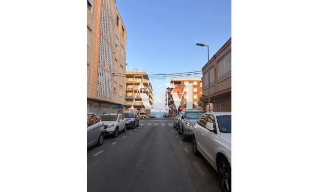 Alquiler a largo plazo - Apartamento / piso - Torrevieja - El Acequión - Los Náufragos