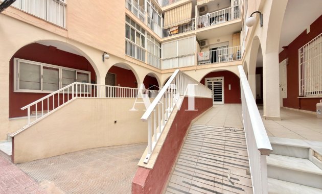 Долгосрочная аренда - Квартира / квартира - Torrevieja - Playa del Cura
