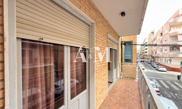 Resale - Apartment / flat - Torrevieja - Playa del Cura