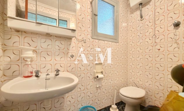 Resale - Apartment / flat - Torrevieja - Playa del Cura
