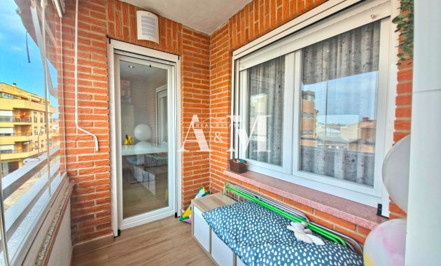 Reventa - Apartamento / piso - Pilar de la Horadada
